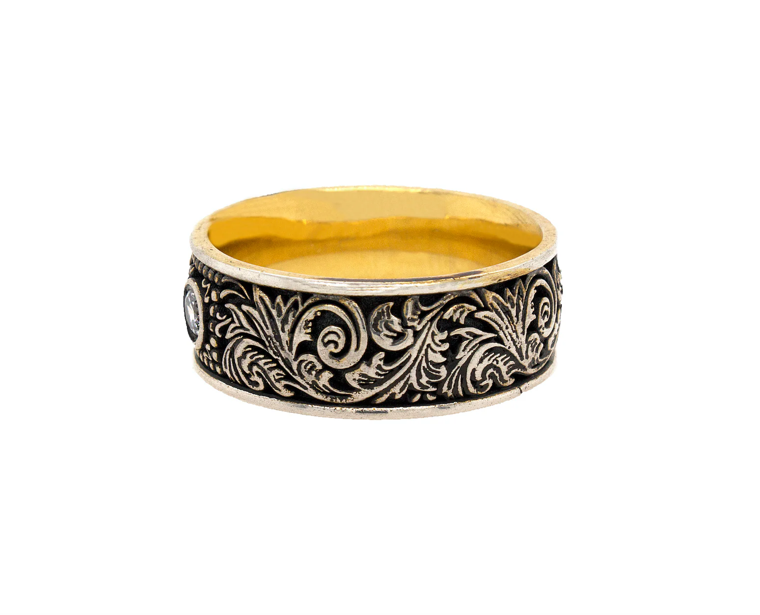 8mm Custom Made Silver Ring with Yellow Gold Plated Interior, Victorian Style Design and Round Shaped Diamond - Image 4